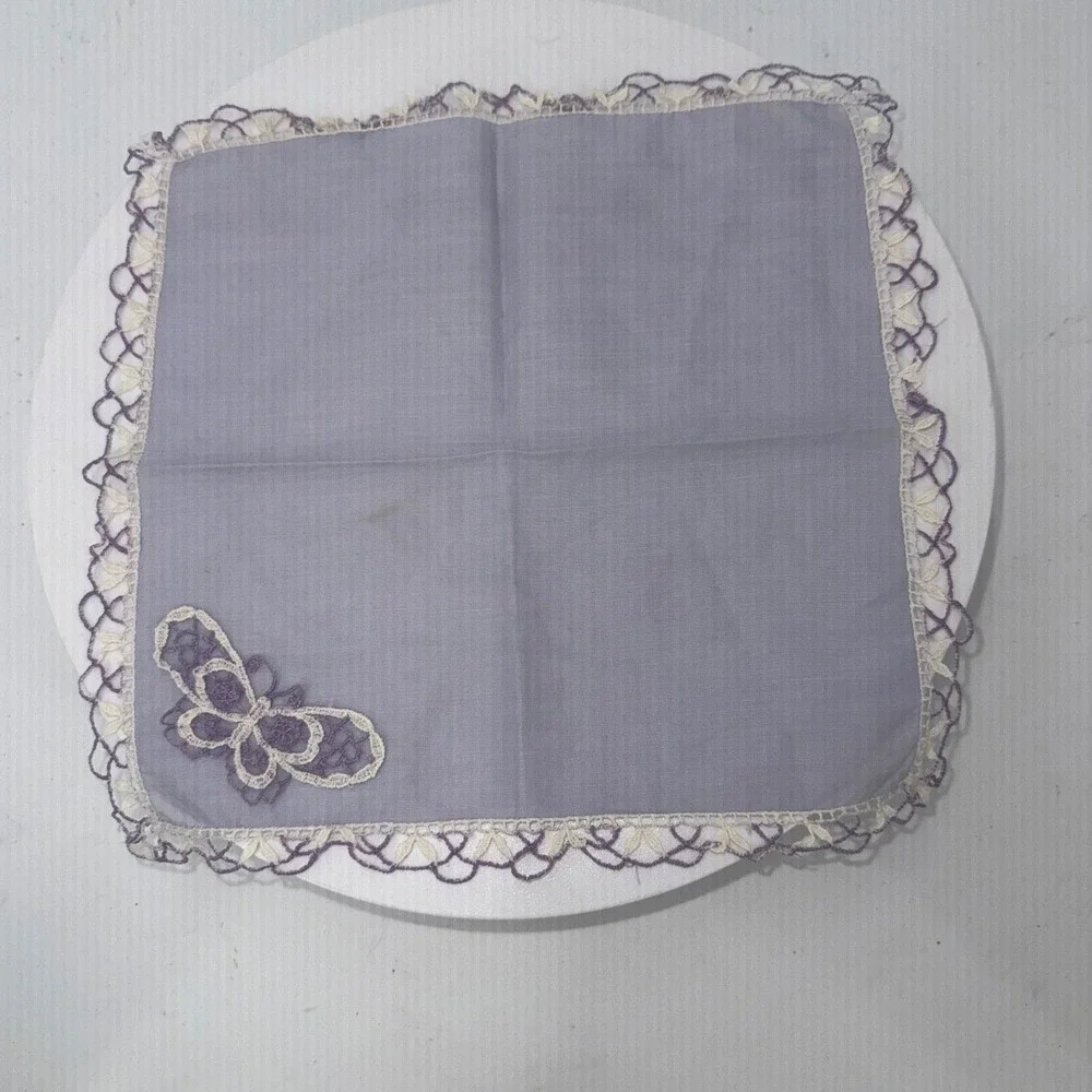 vintage lavender‎ handkerchief w/ a butterfly crochet design and lace edging